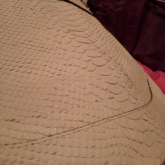 *BNWOT* White croc skin COACH purse - Picture 7 of 8